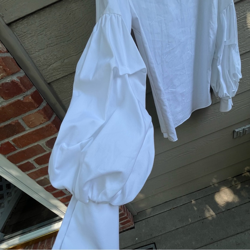 Petersyn White Cotton Medium‎ Blouse Buttons LS Puffy Sleeves Open Neck Collar - Picture 8 of 11
